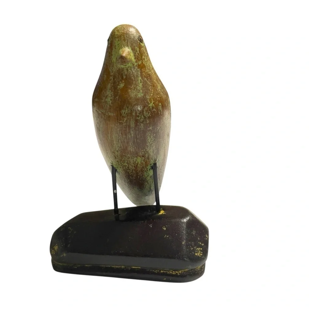 Smith & Hawken folk art wooden bird, carved brown & teal wren statue. c. 70s-80s